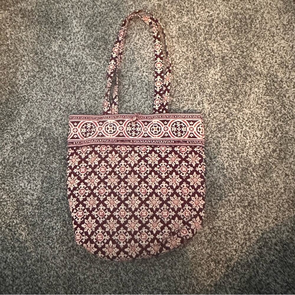 Excellent Condition Vera Bradley autumn colors tote